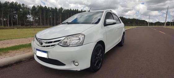 TOYOTA ETIOS 1.5 XLS SEDAN 16V FLEX 4P AUTOMÁTICO